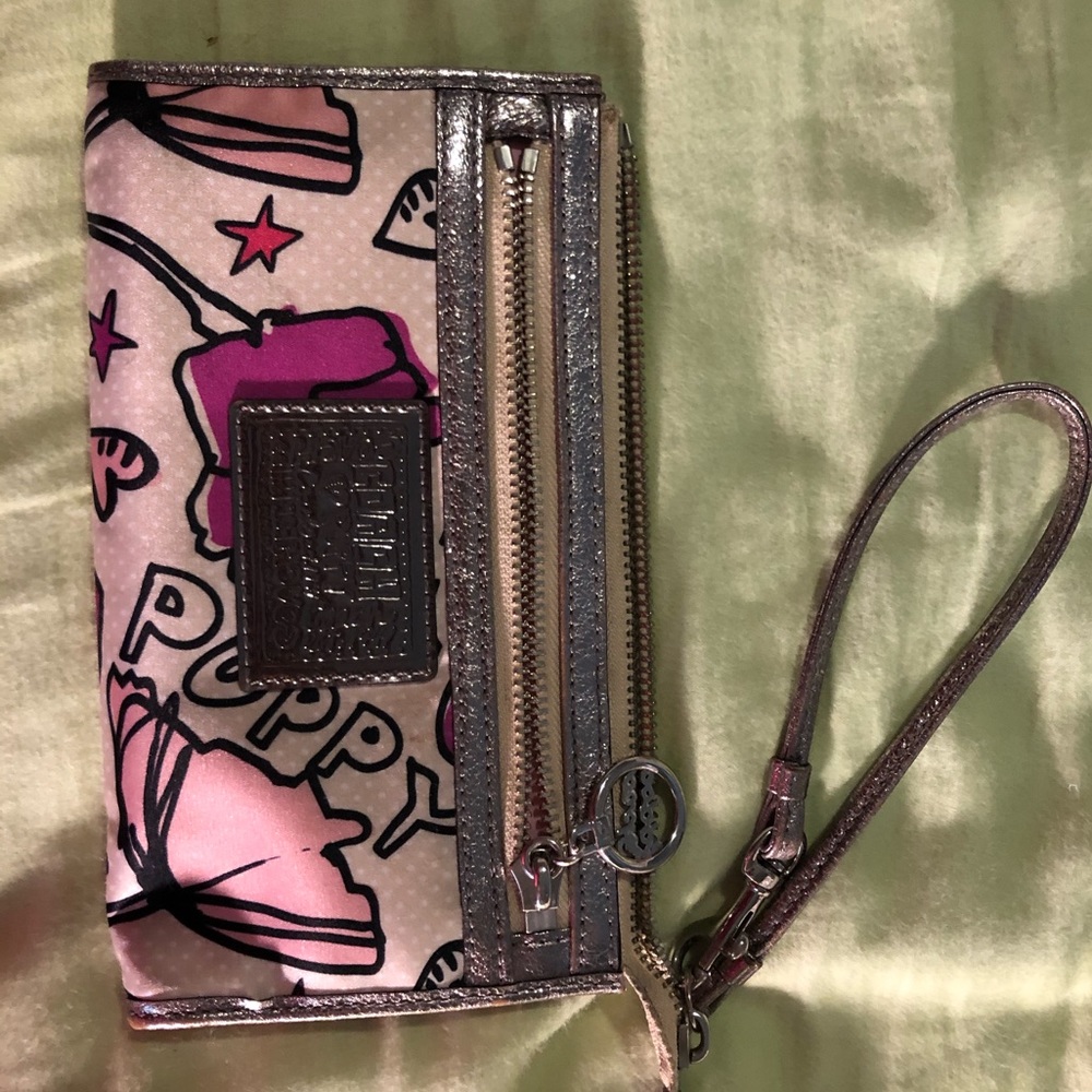 Coach “poppy” wallet